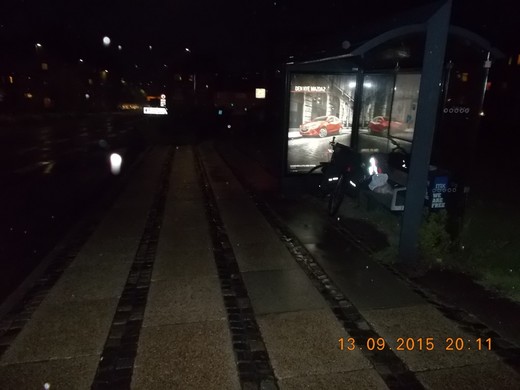 096 dnešní čekárna se mi už vůbec nepovedla.JPG