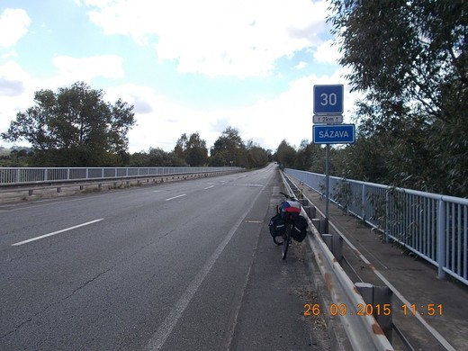 281 přes Sázavu u Kácova.JPG